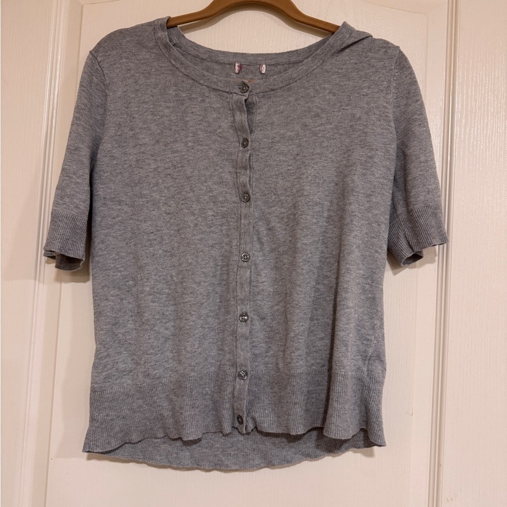 Gray Short sleeve Button-Up Cardigan​​​​